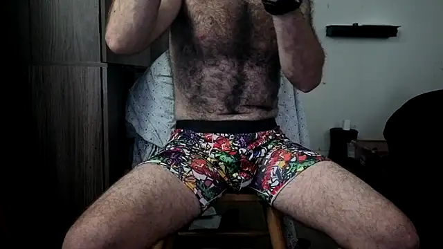 Snapshot of CirclingClass chatting on November 2025 08:08:02 PM CirclingClass online show from November 2025 08:08:02 PM