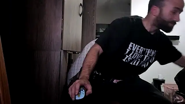 Snapshot of CirclingClass chatting on November 2025 12:15:02 PM CirclingClass online show from November 2025 12:15:02 PM