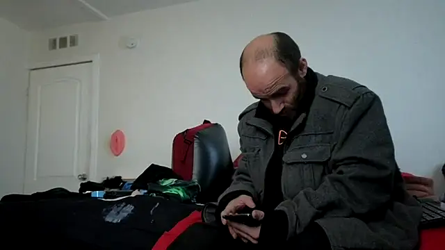 Snapshot of CirclingClass chatting on November 2025 04:09:02 PM CirclingClass online show from November 2025 04:09:02 PM