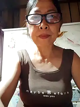 Snapshot of Sky-rain98 chatting on April 2026 08:48:02 PM Sky-rain98 online show from April 2026 08:48:02 PM