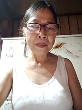 Snapshot of Sky-rain98 chatting on May 2026 02:34:01 PM Sky-rain98 online show from May 2026 02:34:01 PM