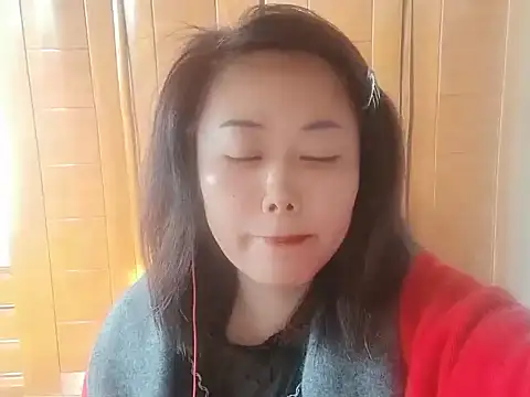 xirui-13 online show from March 2026 07:23:01 AM