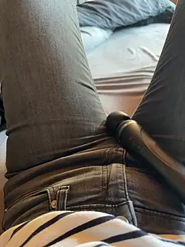 aleexii s online show from March 2026 01:16:02 PM