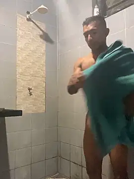 Snapshot of DiMadeira17dota chatting on March 2026 03:54:02 AM DiMadeira17dota online show from March 2026 03:54:02 AM