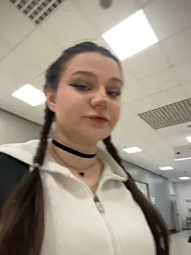 MaryLola online show from March 2026 09:53:01 AM