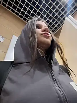 MaryLola online show from April 2026 05:41:02 AM