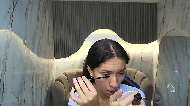 candy sky r online show from April 2026 03:10:02 AM