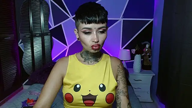 Snapshot of Sol_Baker chatting on April 2026 03:15:02 AM Sol Baker online show from April 2026 03:15:02 AM