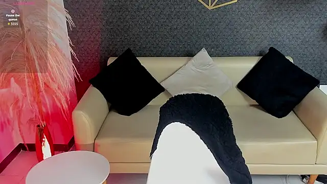 Dana sophiia online show from March 2026 12:20:01 PM