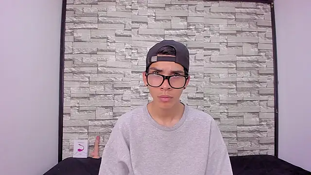 dave 925  online show from April 2026 06:16:02 PM