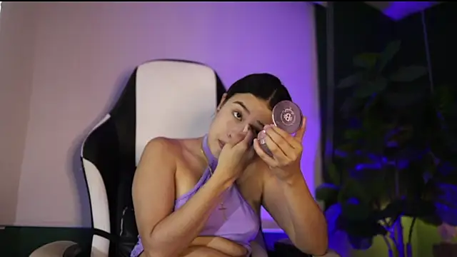 Snapshot of Danaa_Rousee_ chatting on July 2026 05:45:01 PM Danaa Rousee online show from July 2026 05:45:01 PM
