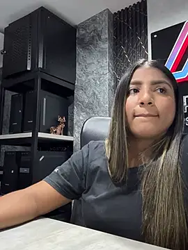 Emma Carteer 1 online show from March 2026 04:50:01 AM