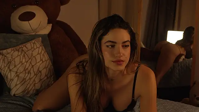 Violet SweetJS online show from March 2026 11:54:02 PM