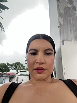 Pretty Julieta online show from May 2026 06:09:01 PM