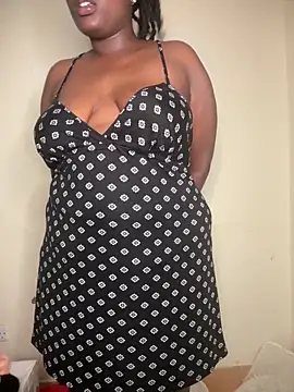 Sollybunny online show from June 2026 04:00:01 PM