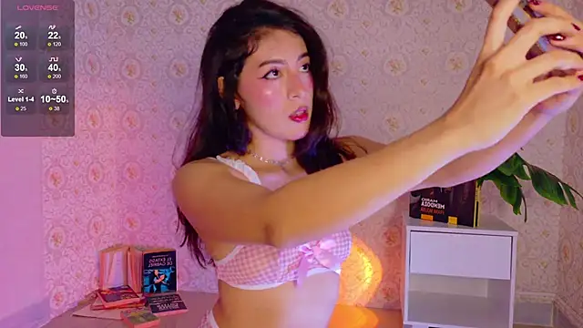 MiiaCullens online show from April 2026 11:46:02 AM