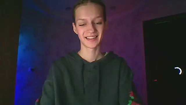 Chrissy Joyful online show from April 2026 05:03:01 AM