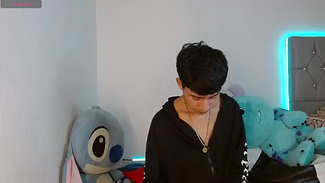 Sebas fire4 online show from April 2026 10:01:02 PM