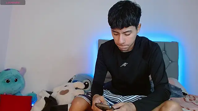 Sebas fire4 online show from April 2026 07:55:02 PM