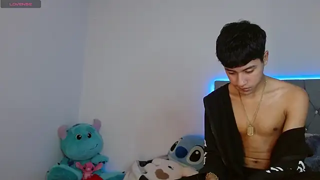 Sebas fire4 online show from April 2026 11:43:02 PM