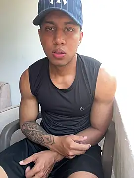 Snapshot of Paulcreewx chatting on March 2026 10:15:01 PM Paulcreewx online show from March 2026 10:15:01 PM