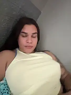 Gabrielaparaiso online show from May 2026 06:24:01 PM