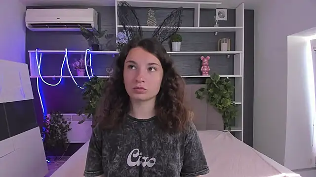 JosephineRows online show from July 2026 05:29:01 AM