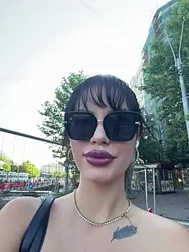 RaniaSnow online show from July 2026 05:25:01 AM