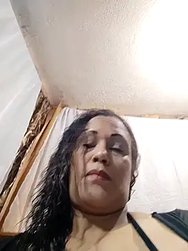Snapshot of maroita chatting on May 2026 01:41:01 PM maroita online show from May 2026 01:41:01 PM