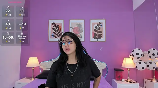 Snapshot of YayaQueen chatting on July 2026 11:49:02 AM YayaQueen online show from July 2026 11:49:02 AM