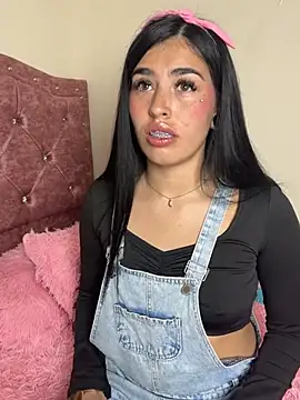 Charlothe1 online show from April 2026 12:48:02 AM