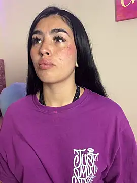 Charlothe1 online show from April 2026 12:39:01 AM