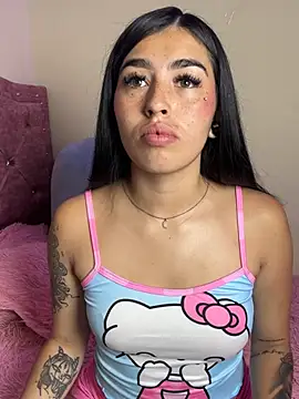 Charlothe1 online show from April 2026 11:39:02 PM