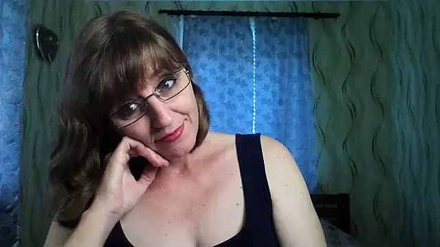 Snapshot of Alisaprice077 chatting on June 2026 10:18:01 AM Alisaprice077 online show from June 2026 10:18:01 AM