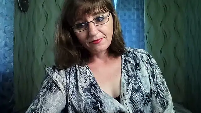 Snapshot of Alisaprice077 chatting on July 2026 07:01:02 AM Alisaprice077 online show from July 2026 07:01:02 AM
