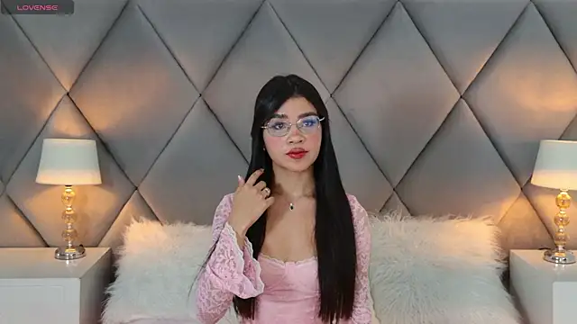 OliviaDiaz online show from July 2026 08:02:01 PM