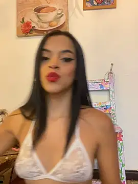Nicolle Duke online show from May 2026 06:04:02 PM