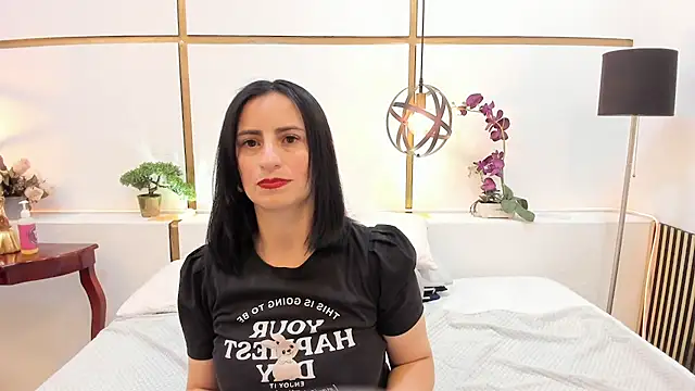 BrendaCantorel online show from April 2026 12:08:02 PM