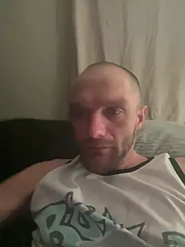 Snapshot of TroubleWithChris chatting on March 2026 06:21:01 AM TroubleWithChris online show from March 2026 06:21:01 AM