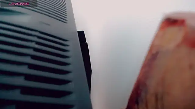 bianca dream  online show from March 2026 07:30:01 PM