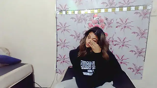 Snapshot of Luscious_Lexy chatting on July 2026 04:48:02 AM Luscious Lexy online show from July 2026 04:48:02 AM