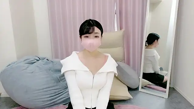 Yu-ko  online show from March 2026 05:44:01 AM