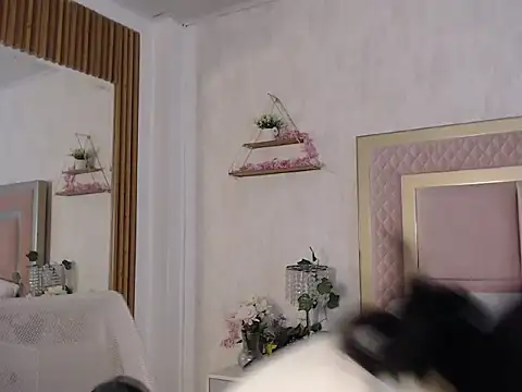 Madii  online show from April 2026 12:21:01 PM