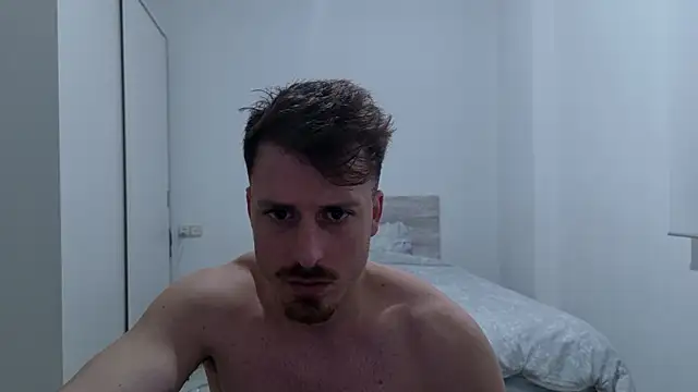 zeusoctavian1 online show from March 2026 05:28:01 PM