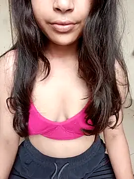 Snapshot of Divya3107 chatting on July 2026 04:18:01 AM Divya3107 online show from July 2026 04:18:01 AM