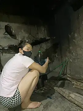 Bling-pusy online show from March 2026 10:20:01 PM