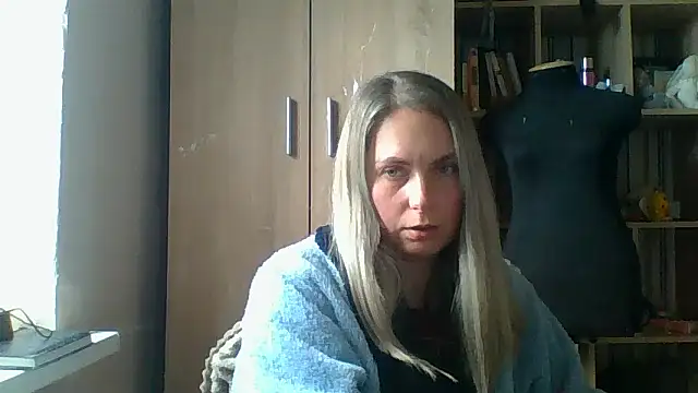 Mollie365 online show from March 2026 10:53:02 AM