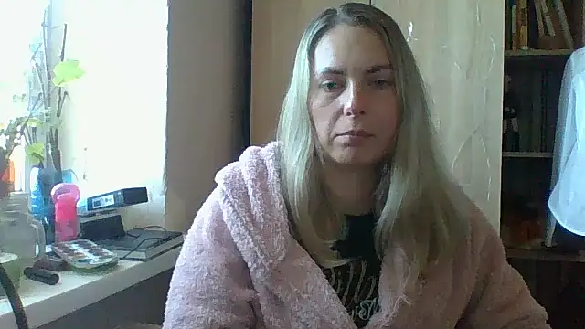 Mollie365 online show from April 2026 10:45:02 AM