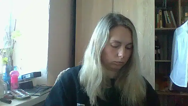 Mollie365 online show from April 2026 08:15:01 AM