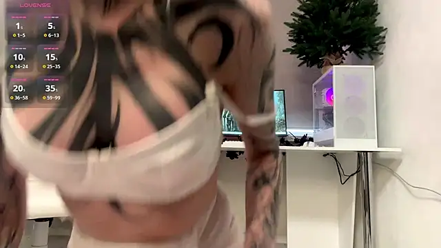 KizzieSherbert online show from March 2026 01:16:02 PM